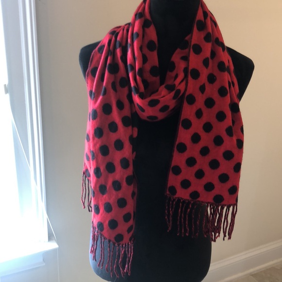 Reversible red and black polka dot fringed scarf - Picture 2 of 6